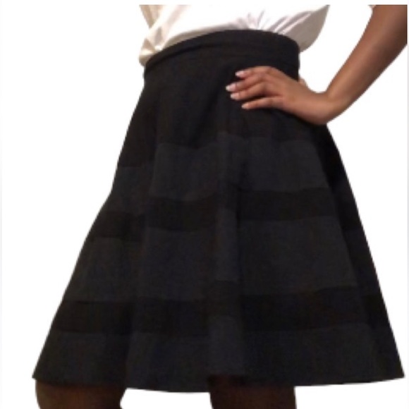 Amanda & Chelsea Dresses & Skirts - Amanda + Chelsea Black Striped Full Circle Skirt Size: 10 Length: 23”